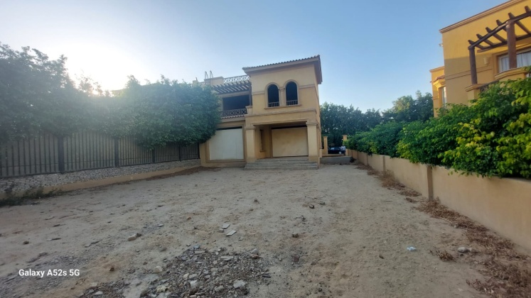 Villa for sale in Latera Compound