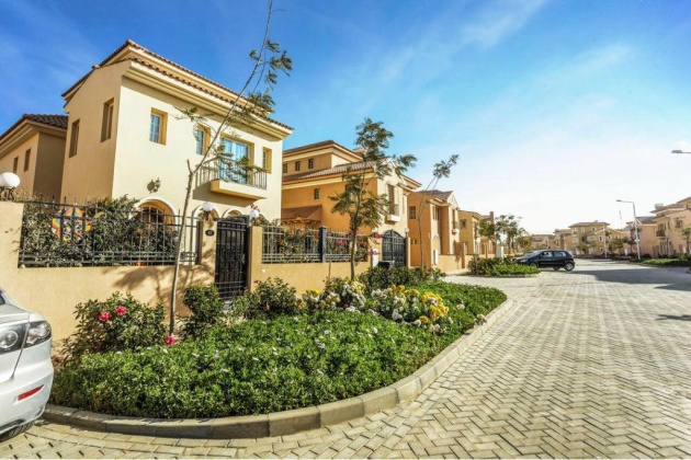 Villa for sale in hydepark new cairo 