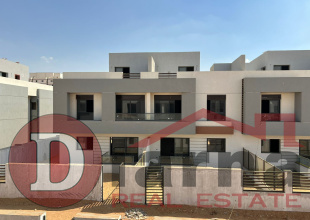 Ready-to-Move Townhouse for Sale in Blu Vert New Capital with Only 5% Down Payment and Installments Up to 10 Years